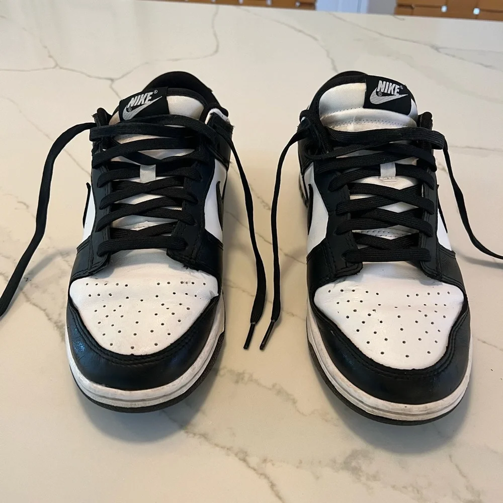 Men’s Nike Dunk low retro white & black 8.5 - Picture 2 of 5